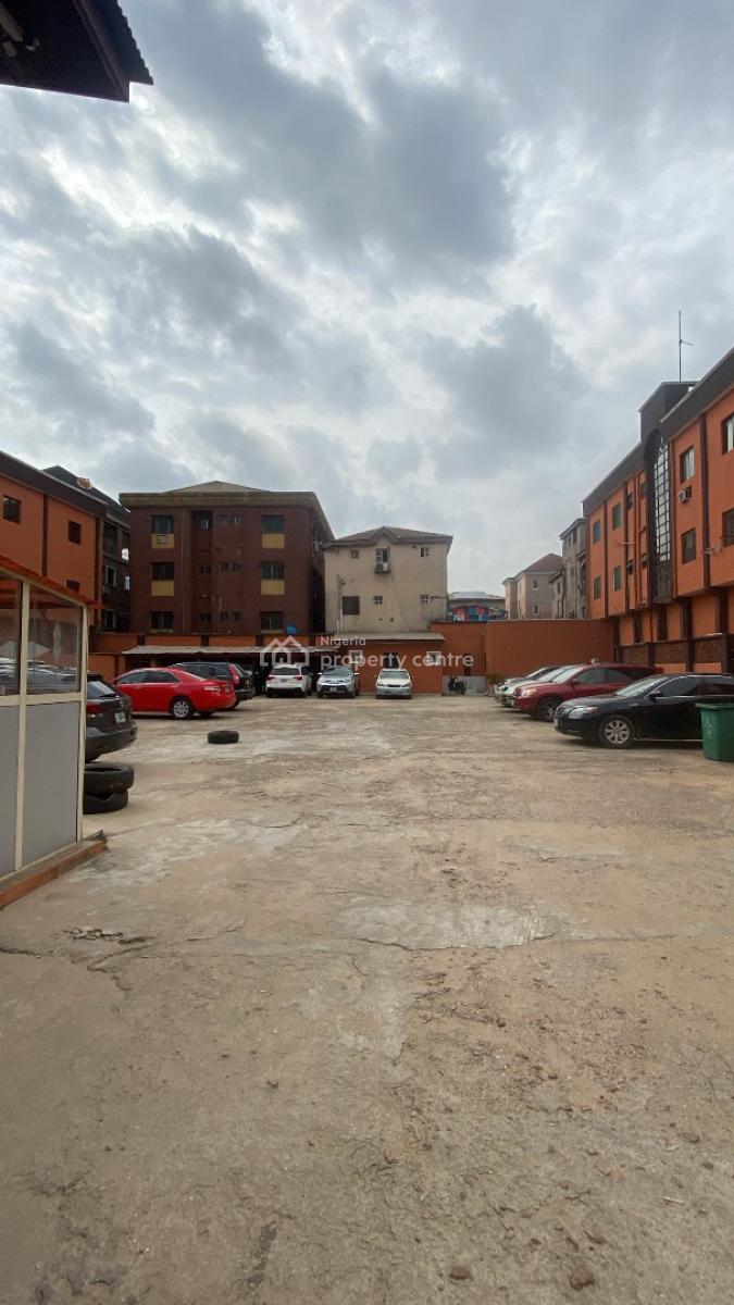 Office Space, Glover Street, Ebute Metta West, Yaba, Lagos, Office Space for Rent