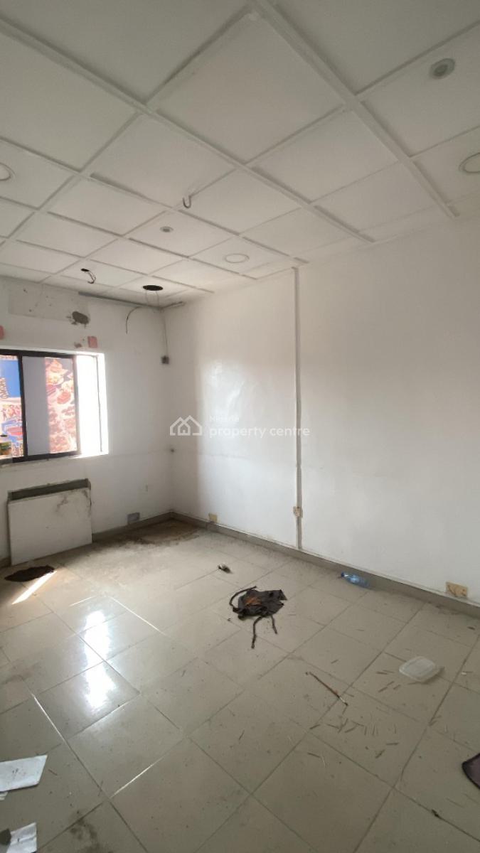 Office Space, Glover Street, Ebute Metta West, Yaba, Lagos, Office Space for Rent