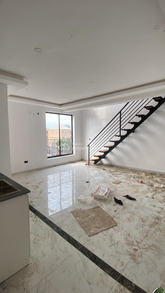 One Bedroom Duplex, Ajayi Street, Onike, Anthony, Maryland, Lagos, Mini Flat (room and Parlour) for Rent