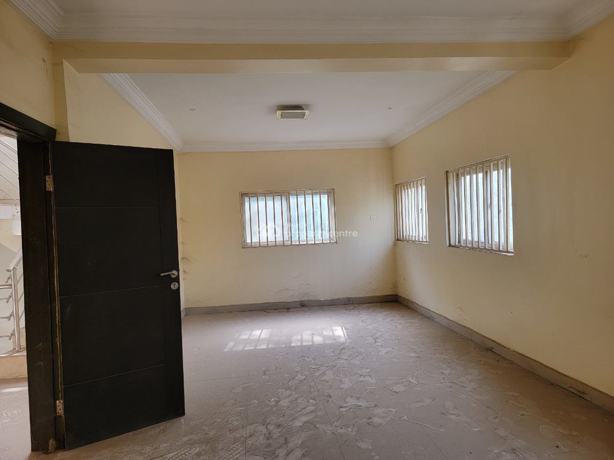 Standard 3 Floors Office Complex, Gudu, Abuja, Plaza / Complex / Mall for Sale