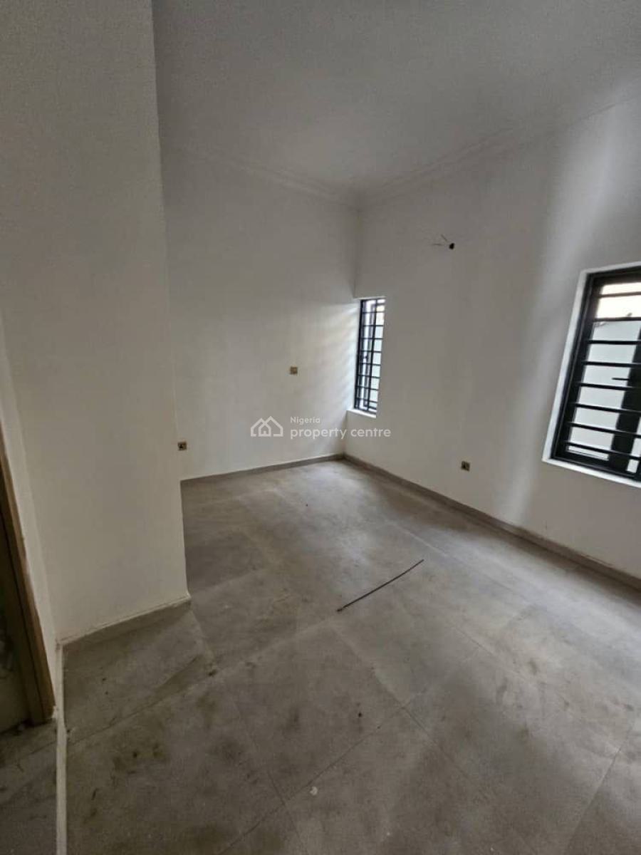 2 Bedroom Apartment, Oko-oba, Agege, Lagos, Flat / Apartment for Sale