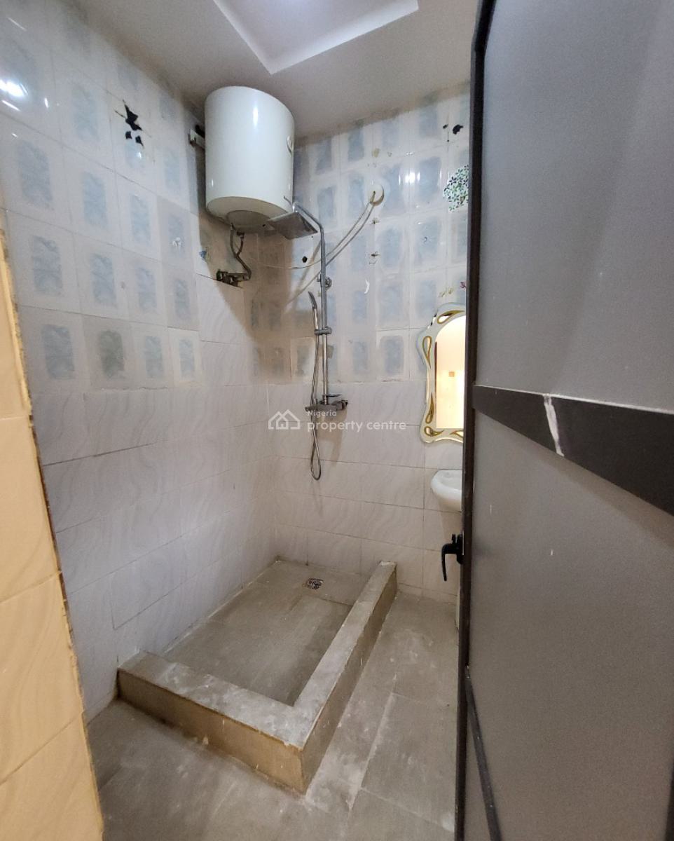 Luxurious Massive 2bedroom Flat, By Grand Hotel, Durumi, Abuja, Flat / Apartment for Rent