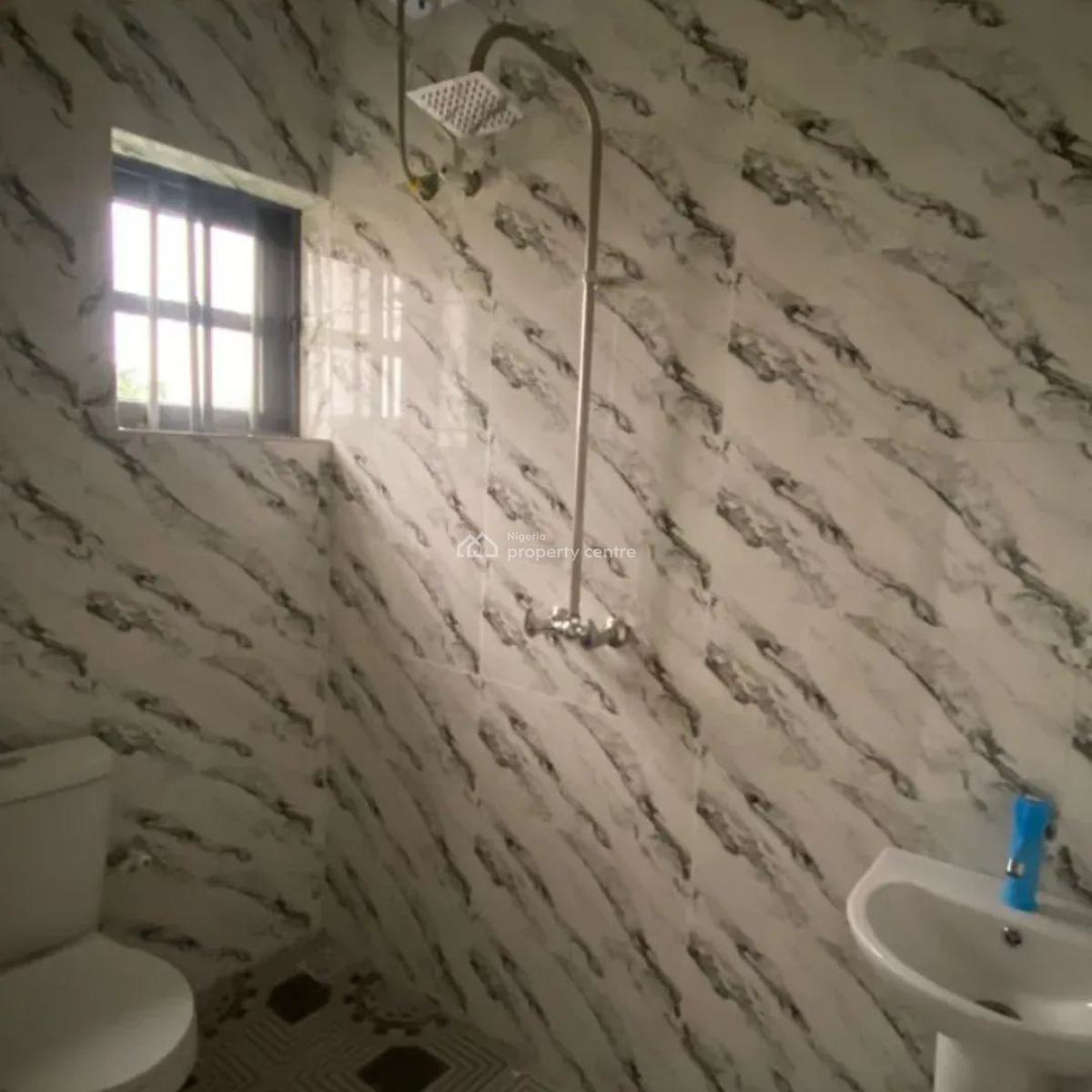 American Standard Virgin 2 Bedroom Flat, Akwaka Rumuodumaya Off G U Akeh Road Eliozu, Rumuodomaya, Port Harcourt, Rivers, Flat / Apartment for Rent