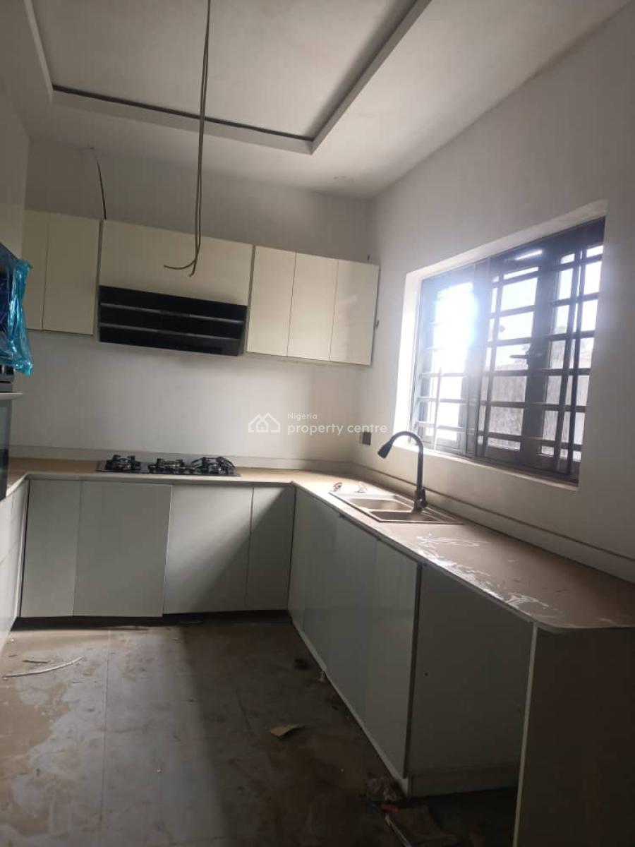 Standard and Spacious 4 Bedrooms Terraced Duplex, Royal Palm Court, Ajah, Lagos, Terraced Duplex for Rent