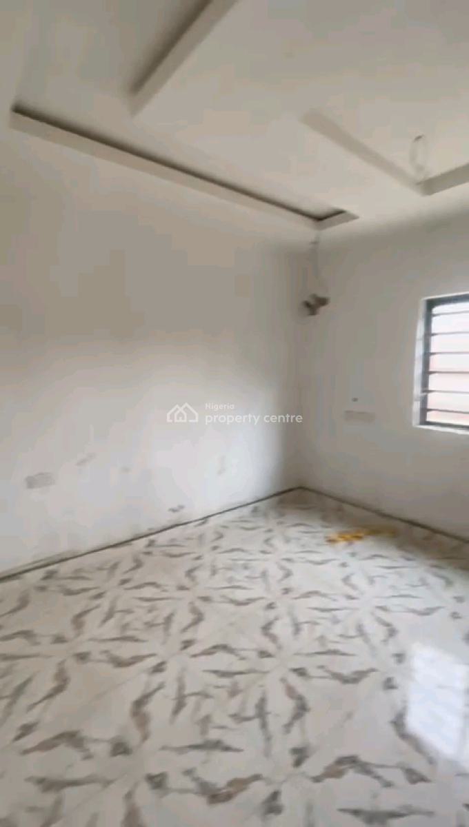 Newly Built, Spacious 2-bedroom Upflat for Long Lease, Ijagbemi Street Off Pedro Road, Shomolu, Lagos, Flat / Apartment for Sale