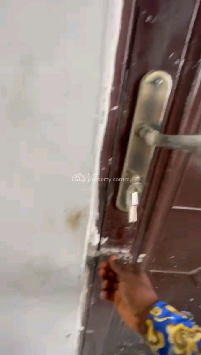Newly Built, Spacious 2-bedroom Upflat for Long Lease, Ijagbemi Street Off Pedro Road, Shomolu, Lagos, Flat / Apartment for Sale