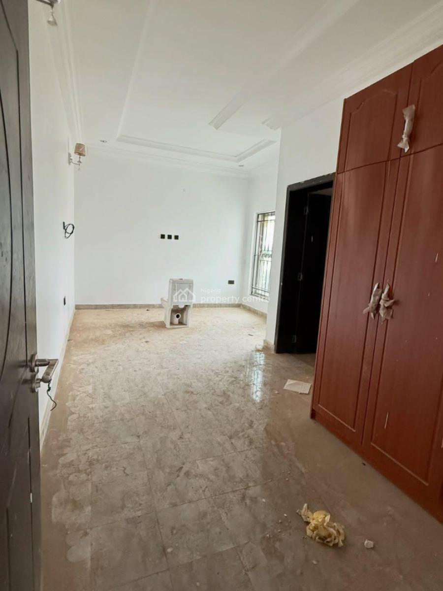 Spacious 4 Bedrooms Semi-detached Duplex with 1 Room Bq, Wuye, Abuja, Semi-detached Duplex for Rent