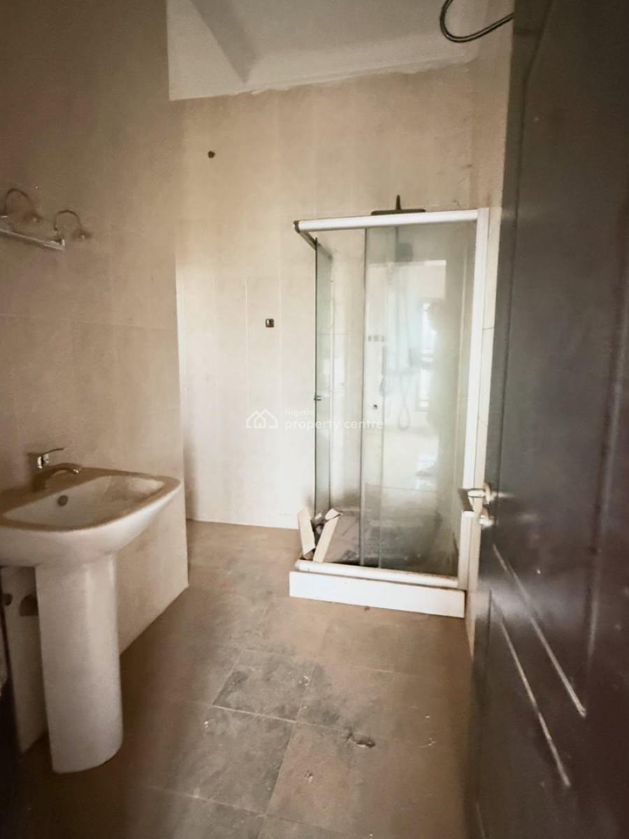 Spacious 4 Bedrooms Semi-detached Duplex with 1 Room Bq, Wuye, Abuja, Semi-detached Duplex for Rent