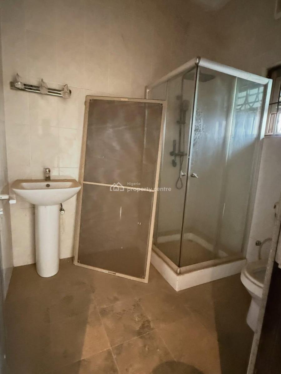 Spacious 4 Bedrooms Semi-detached Duplex with 1 Room Bq, Wuye, Abuja, Semi-detached Duplex for Rent
