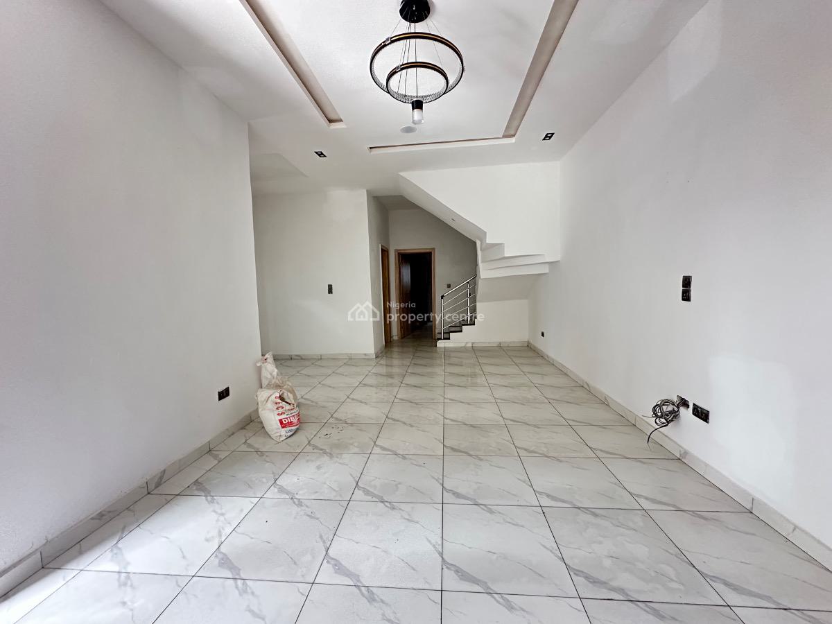 Vibrant 4 Bedroom Semi-detached Duplex, Chevron Tollgate, Lekki, Lagos, Semi-detached Duplex for Sale