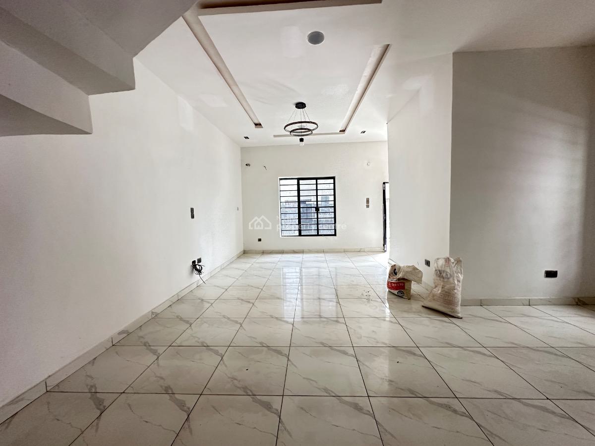 Vibrant 4 Bedroom Semi-detached Duplex, Chevron Tollgate, Lekki, Lagos, Semi-detached Duplex for Sale