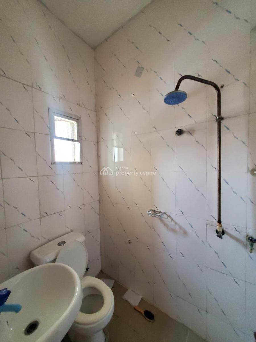 Spacious 3 Bedrooms Apartment, Ilaje, Ajah, Lagos, House for Rent