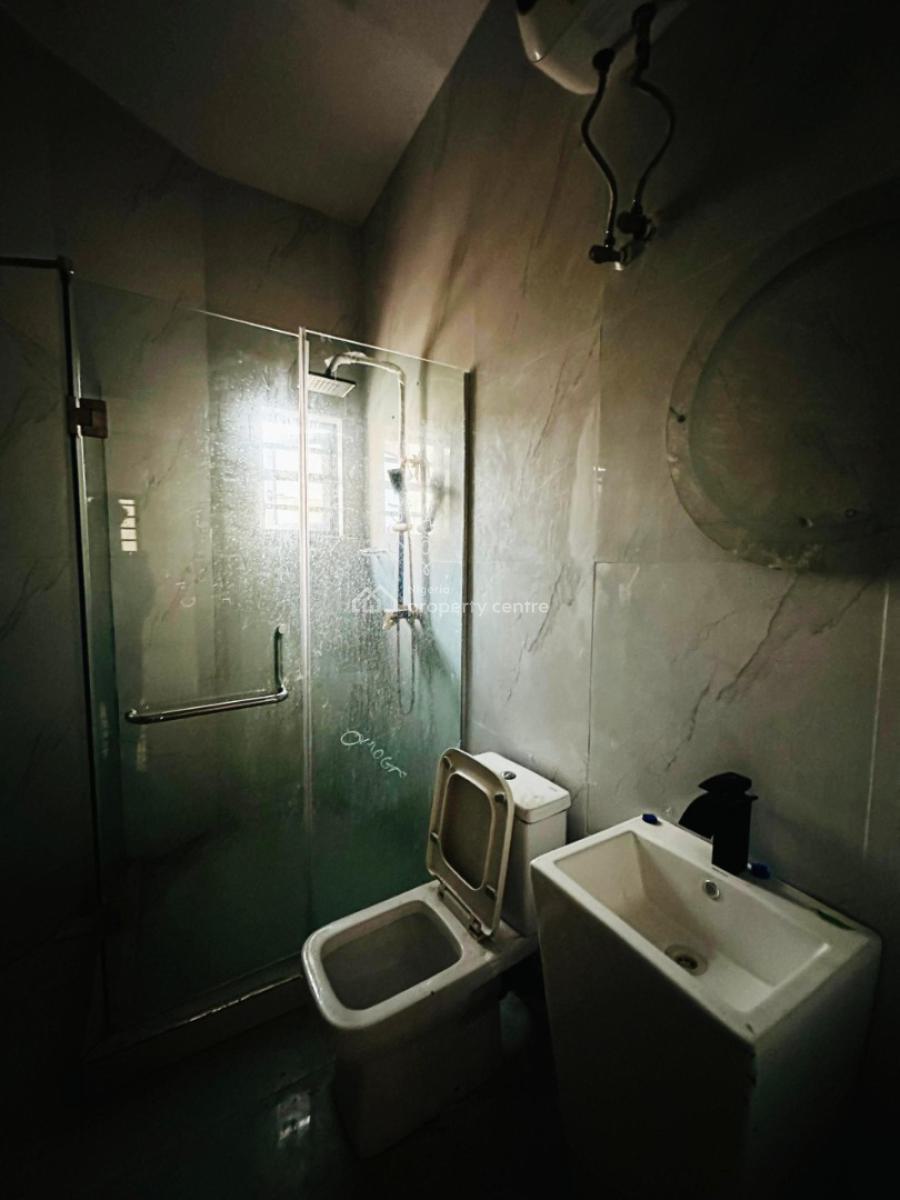 Charming 2 Bedroom Apartment with Communal Pool & Gym, Ikate, Lekki, Lagos, Flat / Apartment for Sale