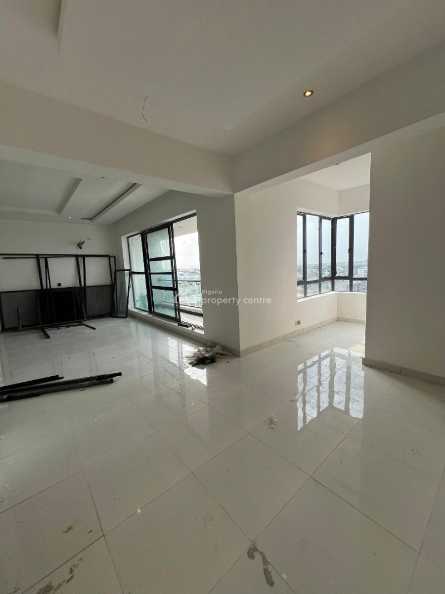 3 Bedroom Flat with a Room Bq in a Gated Estate, Lekki Phase 1, Lekki, Lagos, Flat / Apartment for Rent