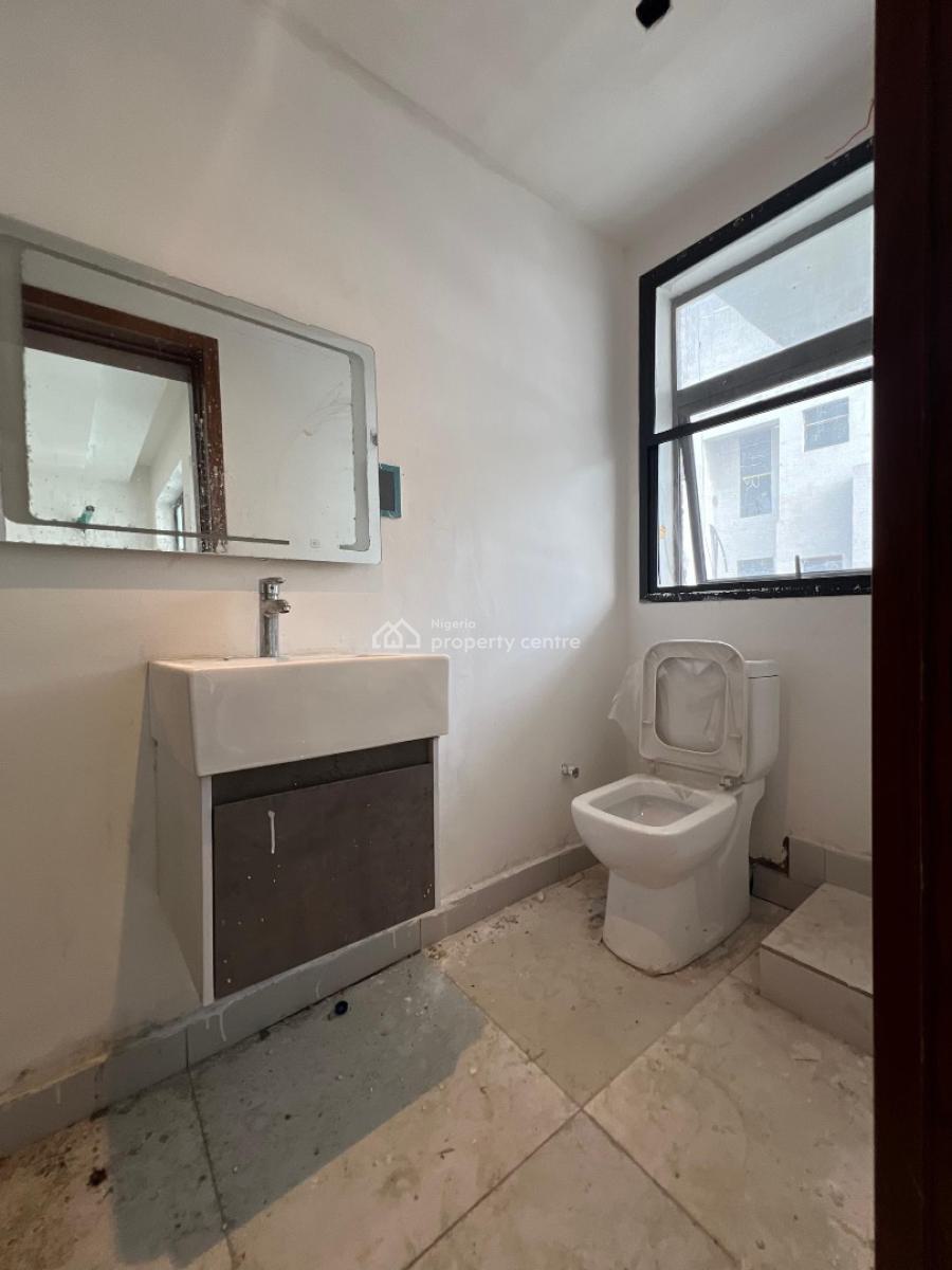 3 Bedroom Flat with a Room Bq in a Gated Estate, Lekki Phase 1, Lekki, Lagos, Flat / Apartment for Rent