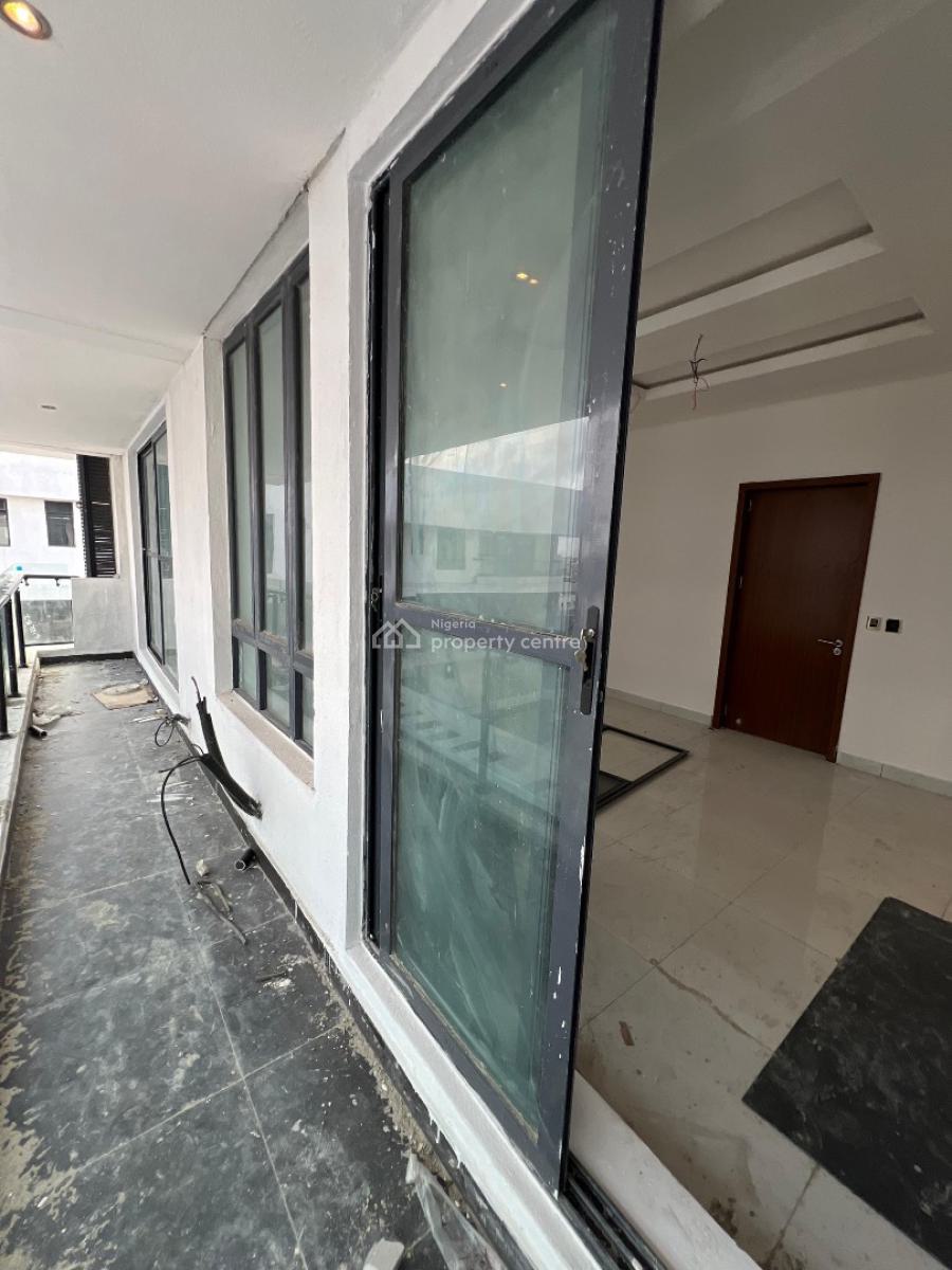 3 Bedroom Flat with a Room Bq in a Gated Estate, Lekki Phase 1, Lekki, Lagos, Flat / Apartment for Rent