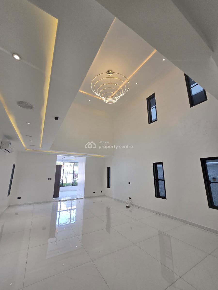 The Privacy of a Fully Detached Home., Lekki Phase 1, Lekki, Lagos, Detached Duplex for Sale