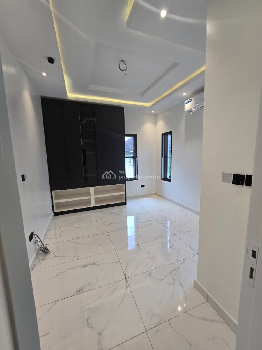 The Privacy of a Fully Detached Home., Lekki Phase 1, Lekki, Lagos, Detached Duplex for Sale
