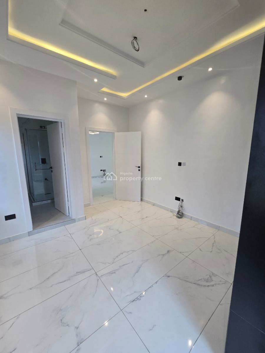 The Privacy of a Fully Detached Home., Lekki Phase 1, Lekki, Lagos, Detached Duplex for Sale