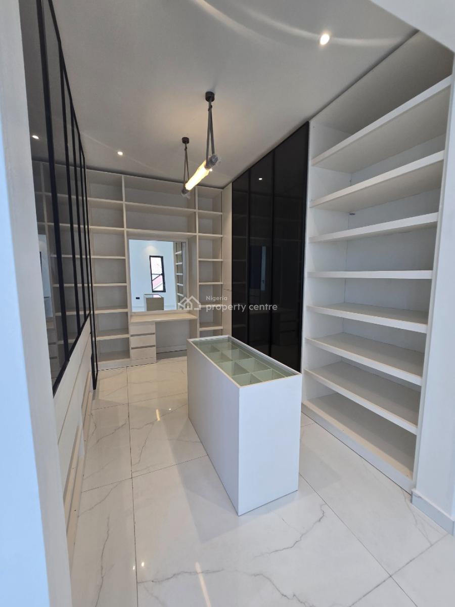 The Privacy of a Fully Detached Home., Lekki Phase 1, Lekki, Lagos, Detached Duplex for Sale