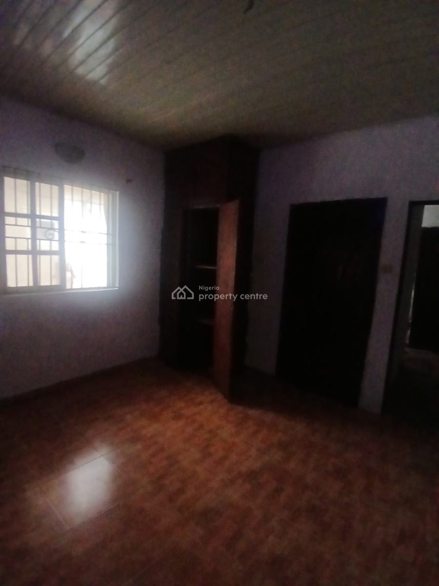 a Room in a Shared Apartment, Badore, Ajah, Lagos, Flat / Apartment for Rent