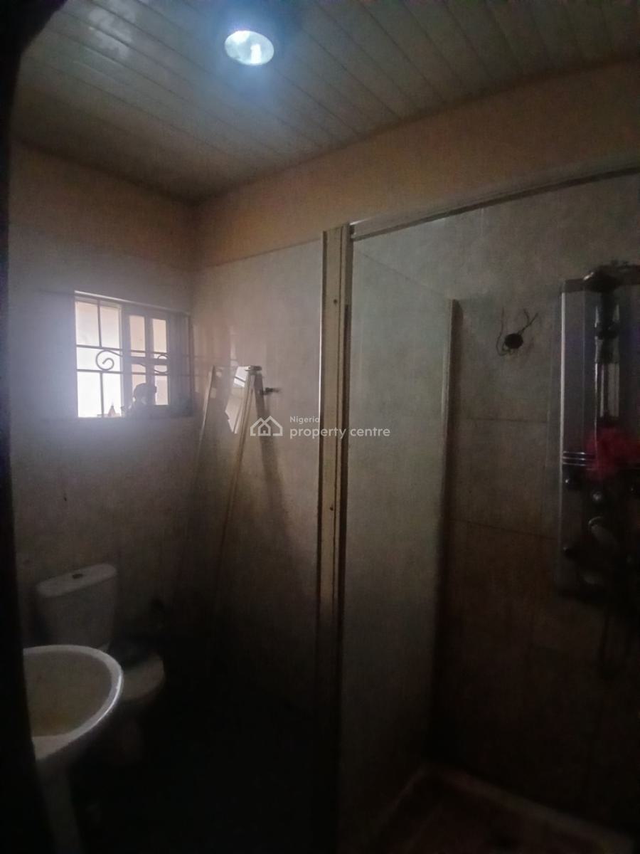 a Room in a Shared Apartment, Badore, Ajah, Lagos, Flat / Apartment for Rent