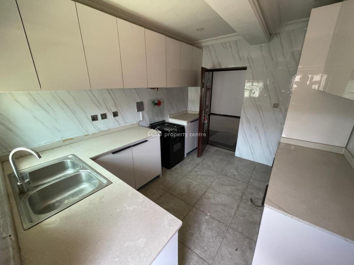 Lovely 3 Bedroom Apartment + Bq in a Serene Location, Lekki Phase 1, Lekki, Lagos, Flat / Apartment for Rent