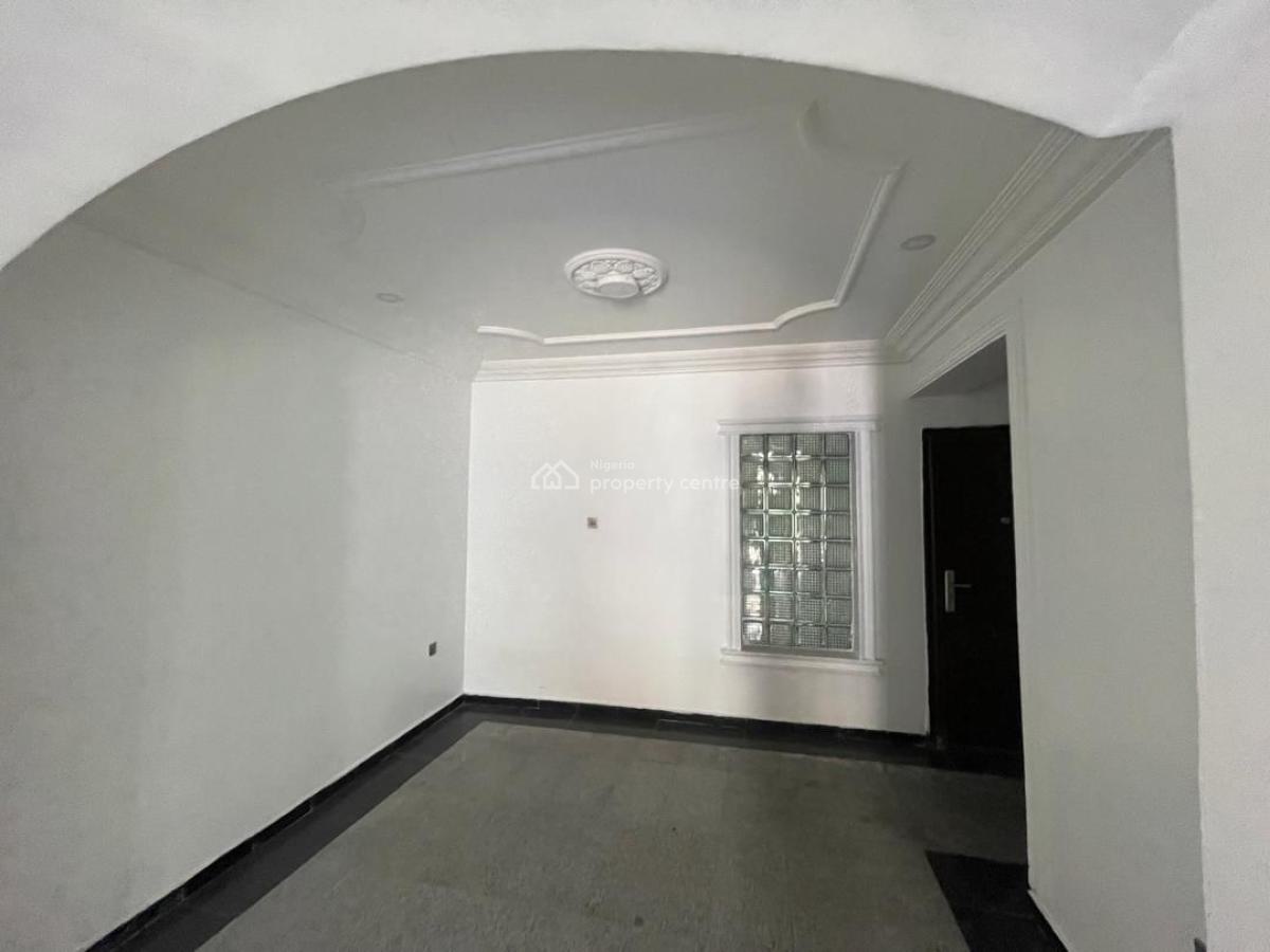 Lovely 3 Bedroom Apartment + Bq in a Serene Location, Lekki Phase 1, Lekki, Lagos, Flat / Apartment for Rent