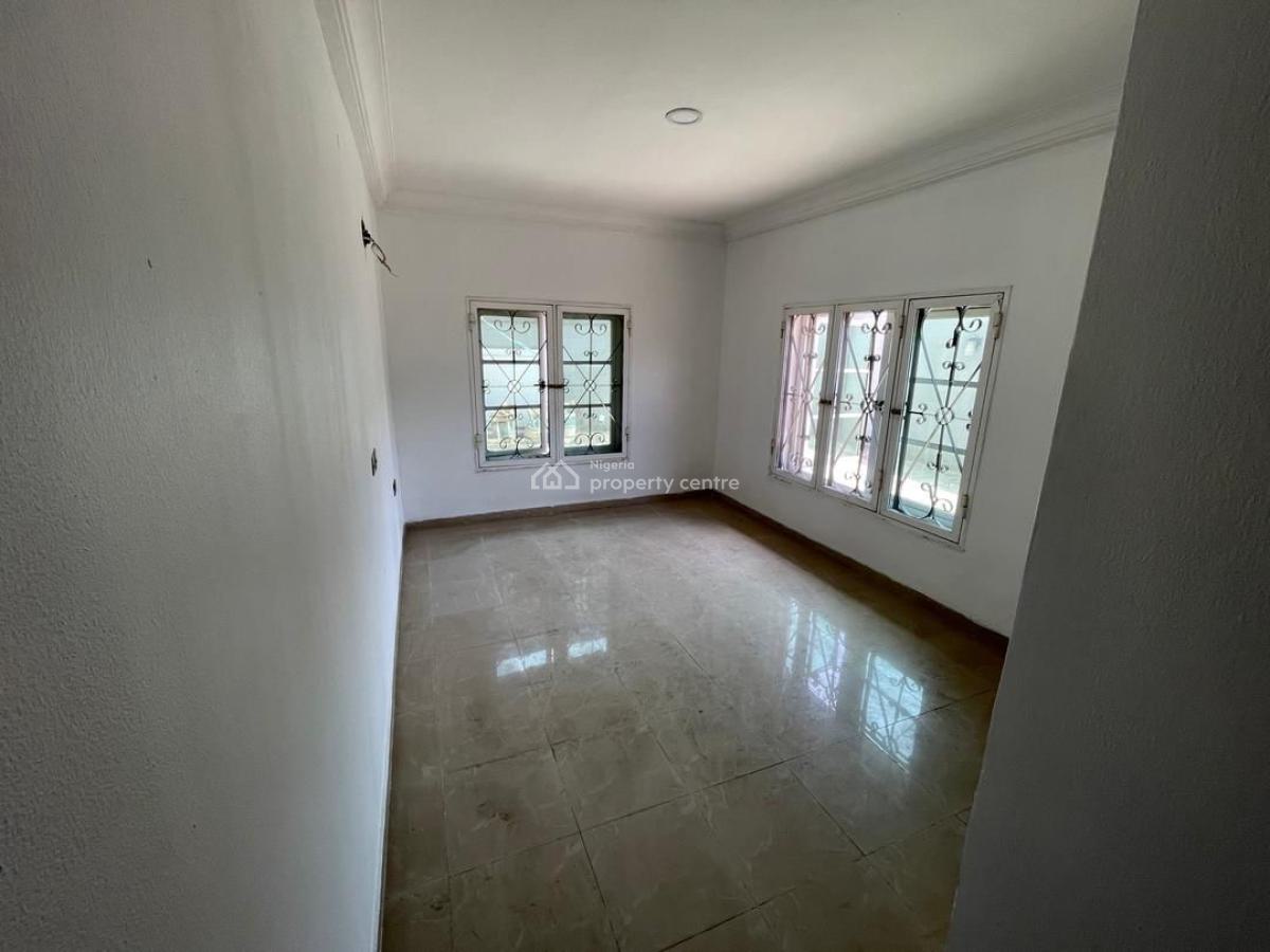 Lovely 3 Bedroom Apartment + Bq in a Serene Location, Lekki Phase 1, Lekki, Lagos, Flat / Apartment for Rent