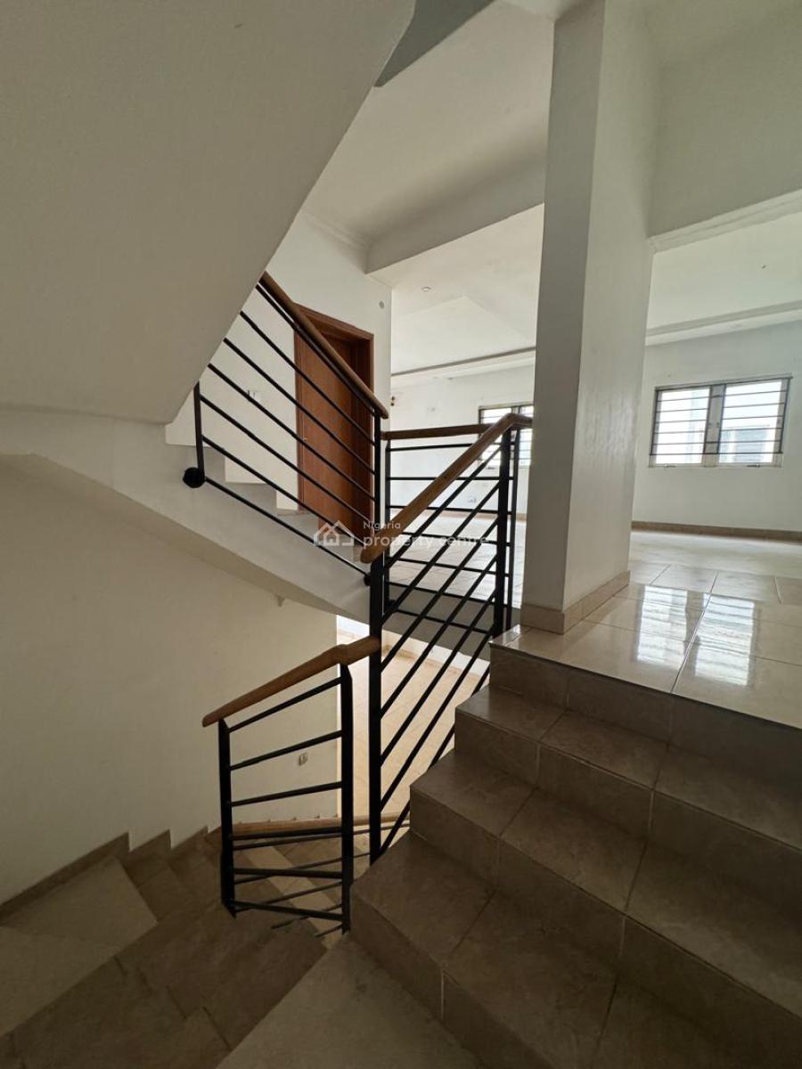 4 Bedroom Semi Detached House with 2rooms Bq with Common Swimming Pool, Banana Island, Ikoyi, Lagos, Semi-detached Duplex for Sale
