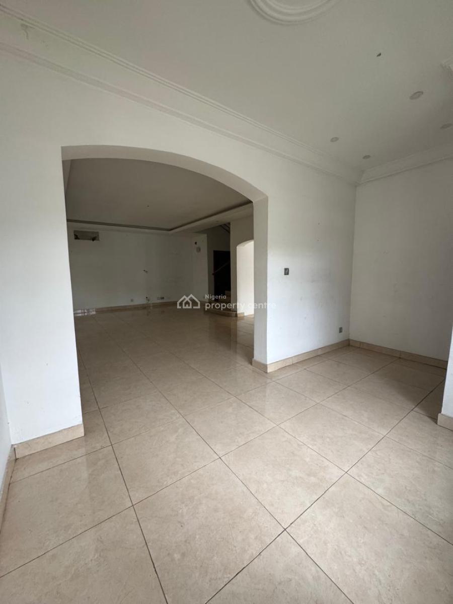 4 Bedroom Semi Detached House with 2rooms Bq with Common Swimming Pool, Banana Island, Ikoyi, Lagos, Semi-detached Duplex for Sale