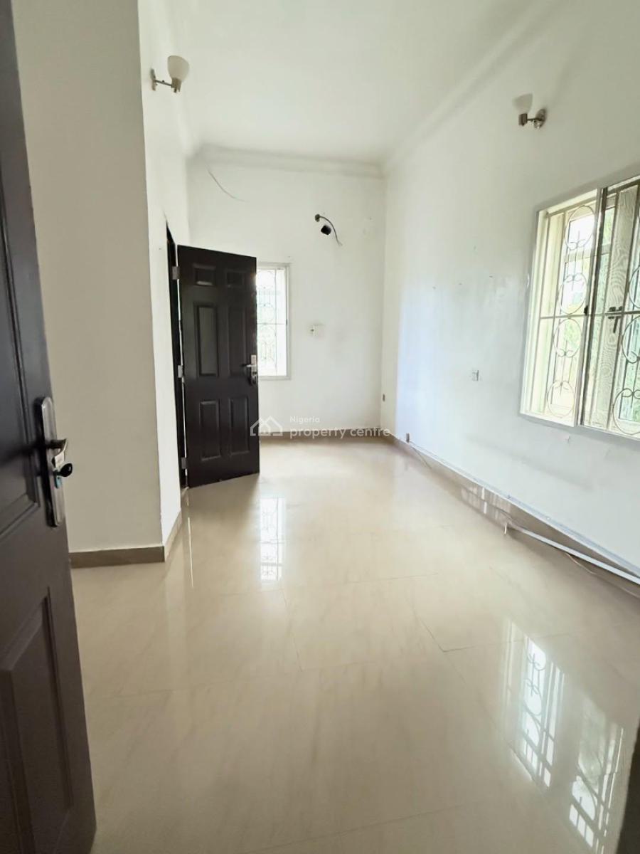 Massive 6-bedroom Terrace Duplex with 1-room Boys Quarters, Katampe Extension, Katampe, Abuja, Terraced Duplex for Rent