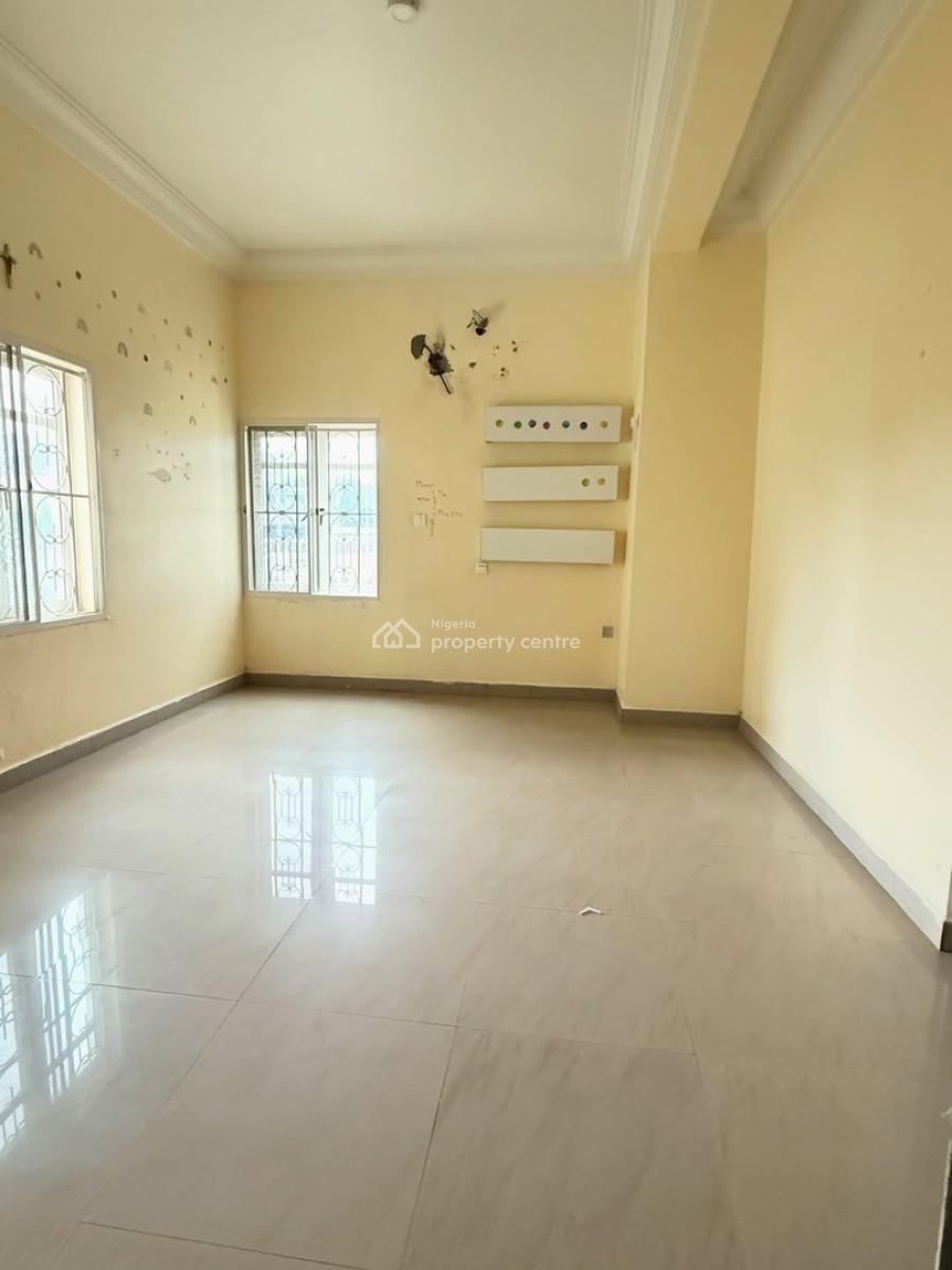 Massive 6-bedroom Terrace Duplex with 1-room Boys Quarters, Katampe Extension, Katampe, Abuja, Terraced Duplex for Rent
