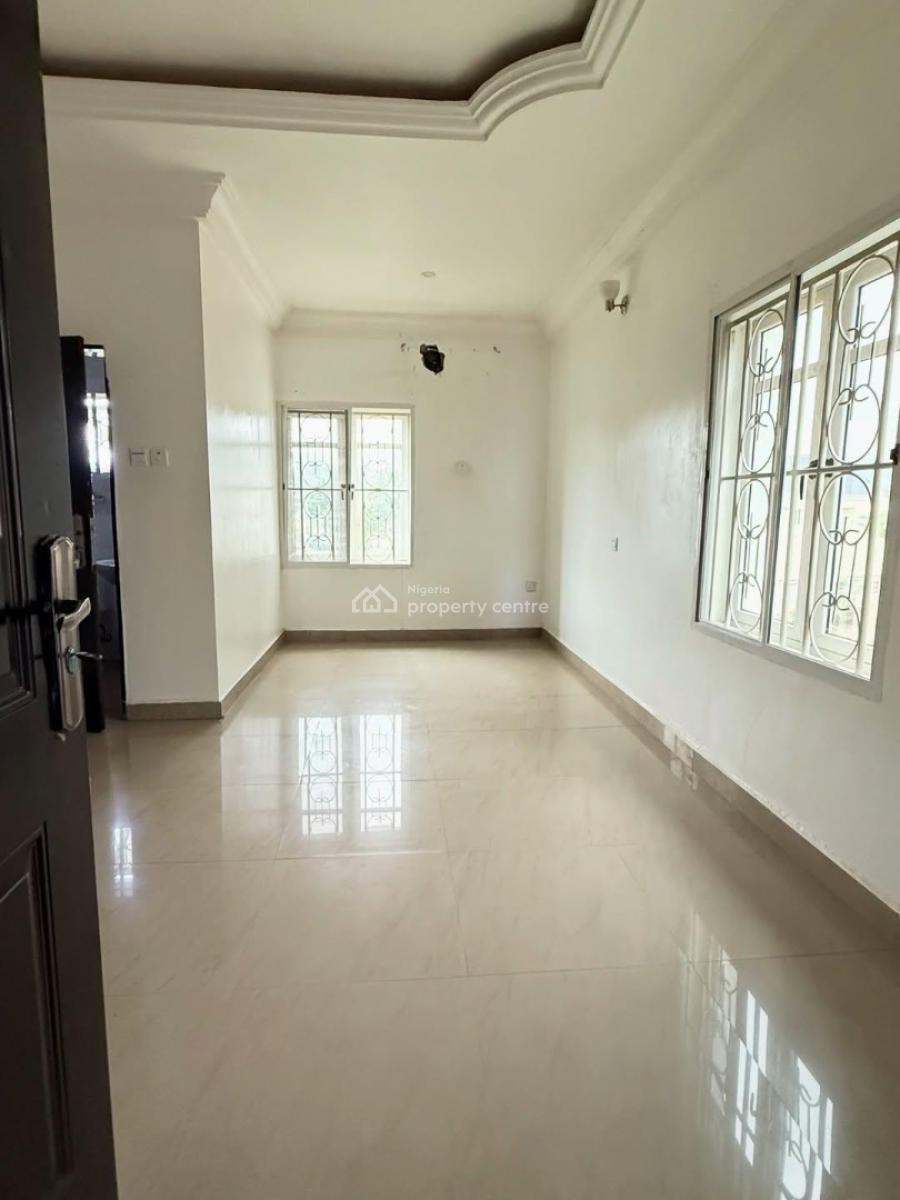 Massive 6-bedroom Terrace Duplex with 1-room Boys Quarters, Katampe Extension, Katampe, Abuja, Terraced Duplex for Rent