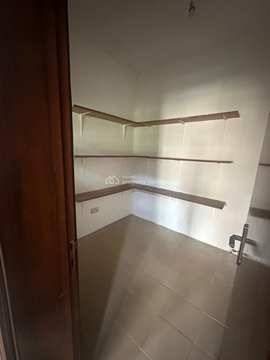 Well Maintained  & Fully Serviced 2 Bedroom Flat, Ikoyi, Lagos, Flat / Apartment for Rent