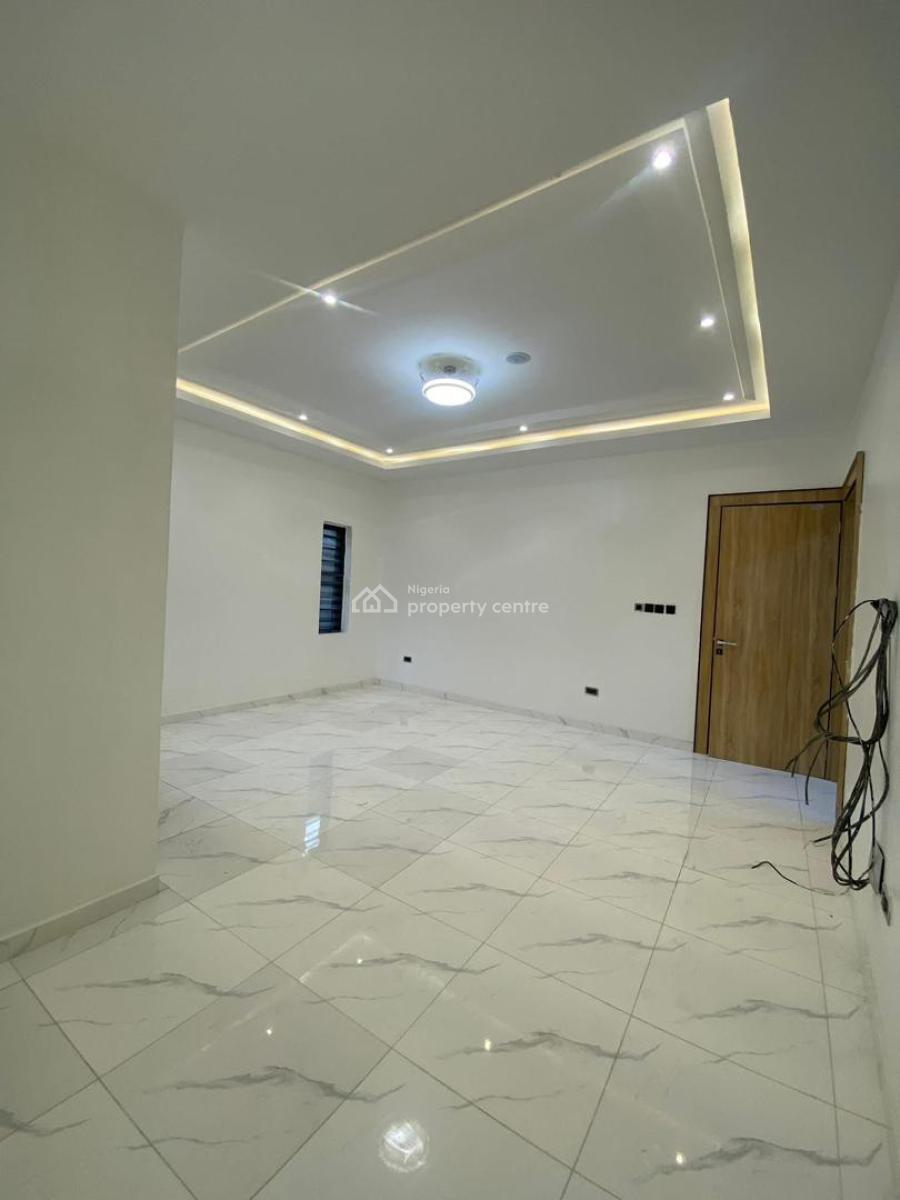 Contemporary 4 Bedroom Semi-detached Duplex with Bq, Chevron, Lekki, Lagos, Semi-detached Duplex for Sale