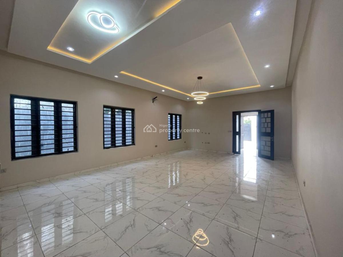 4 Bedroom Semi Detached Duplex with Bq, Lekki Phase 1, Lekki, Lagos, Semi-detached Duplex for Rent