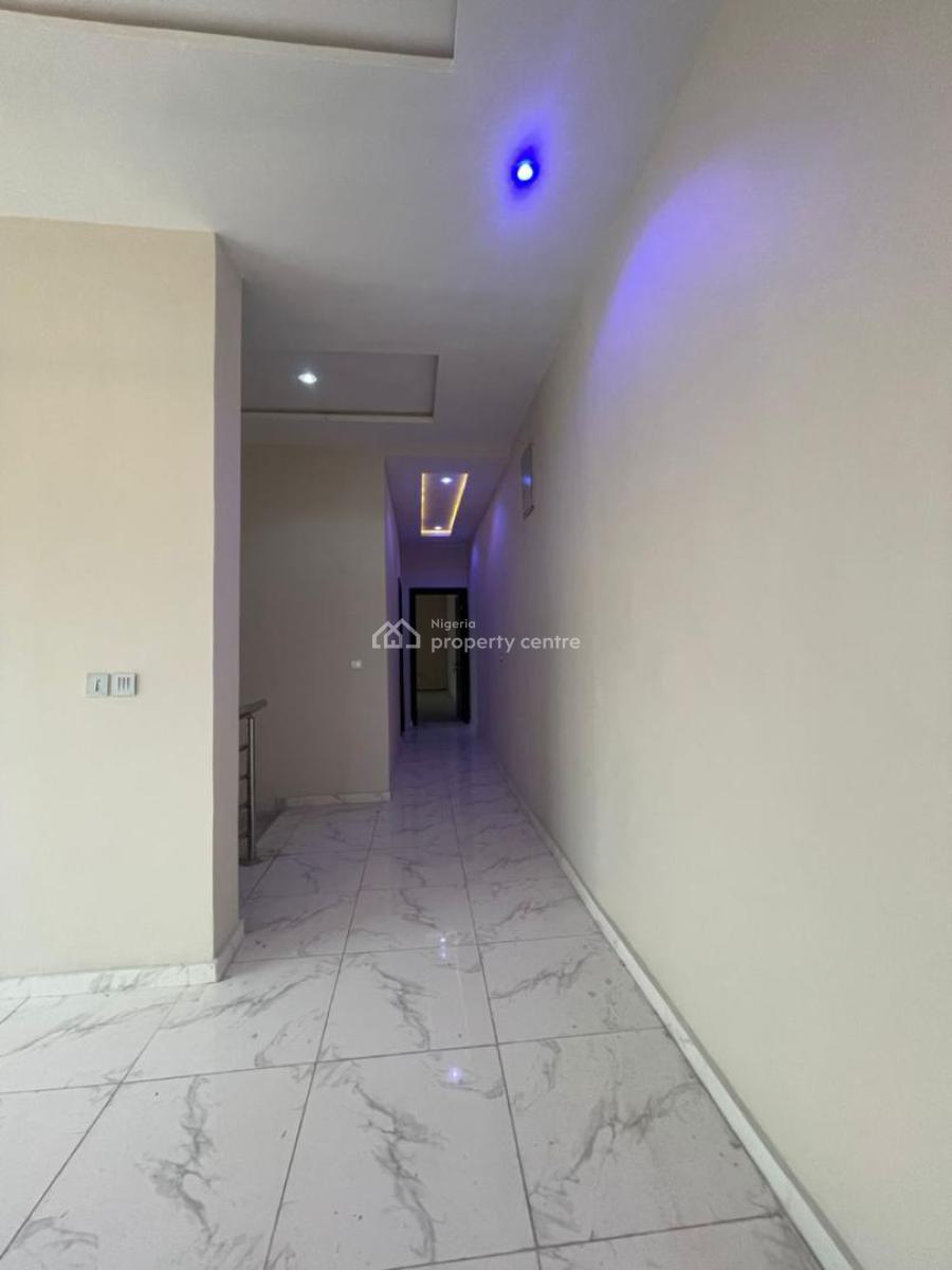 4 Bedroom Semi Detached Duplex with Bq, Lekki Phase 1, Lekki, Lagos, Semi-detached Duplex for Rent