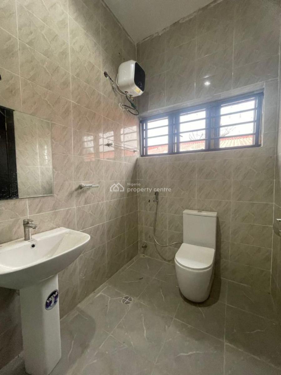 4 Bedroom Semi Detached Duplex with Bq, Lekki Phase 1, Lekki, Lagos, Semi-detached Duplex for Rent