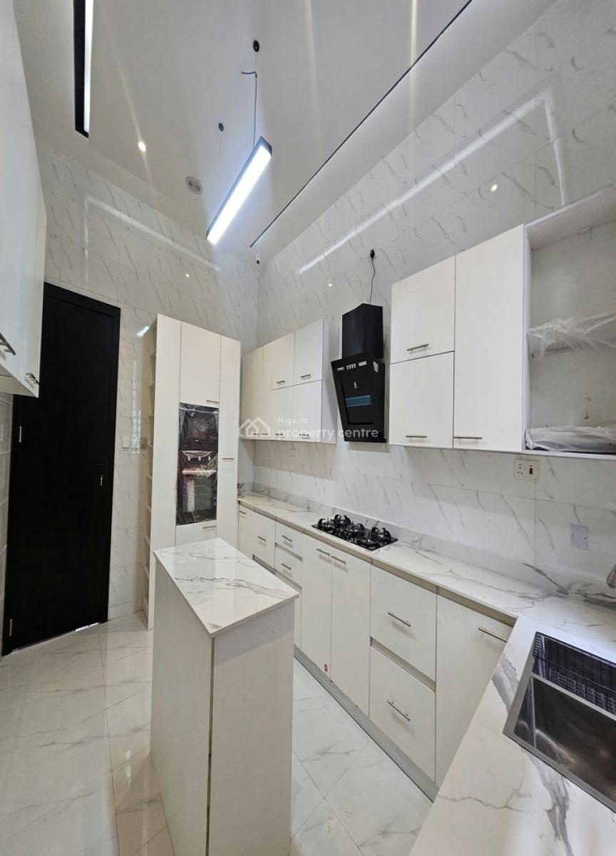 Luxury 4 Bedroom Semi-detached Duplex with Boys Quarter, Chevron Drive, Lekki, Lagos, Semi-detached Duplex for Sale