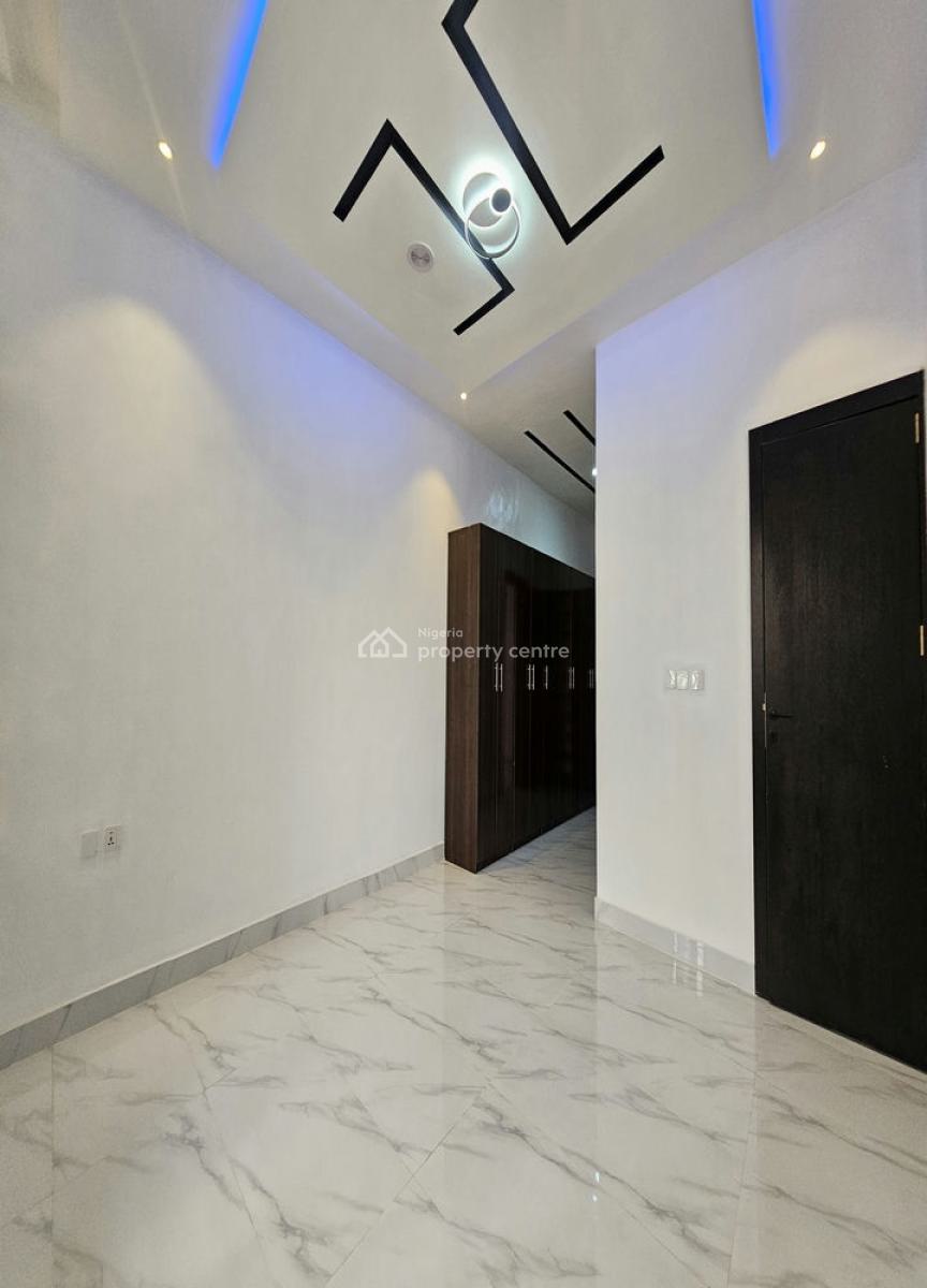 Luxury 4 Bedroom Semi-detached Duplex with Boys Quarter, Chevron Drive, Lekki, Lagos, Semi-detached Duplex for Sale