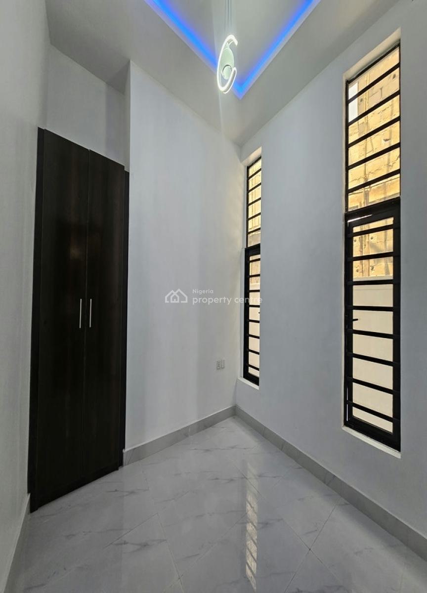 Luxury 4 Bedroom Semi-detached Duplex with Boys Quarter, Chevron Drive, Lekki, Lagos, Semi-detached Duplex for Sale