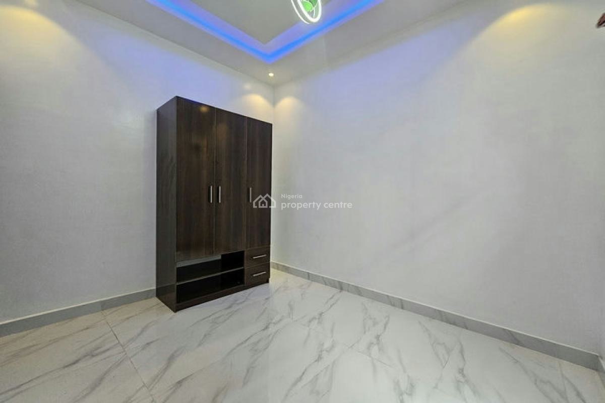 Luxury 4 Bedroom Semi-detached Duplex with Boys Quarter, Chevron Drive, Lekki, Lagos, Semi-detached Duplex for Sale