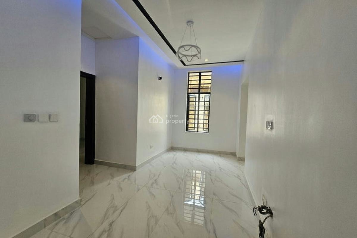 Luxury 4 Bedroom Semi-detached Duplex with Boys Quarter, Chevron Drive, Lekki, Lagos, Semi-detached Duplex for Sale