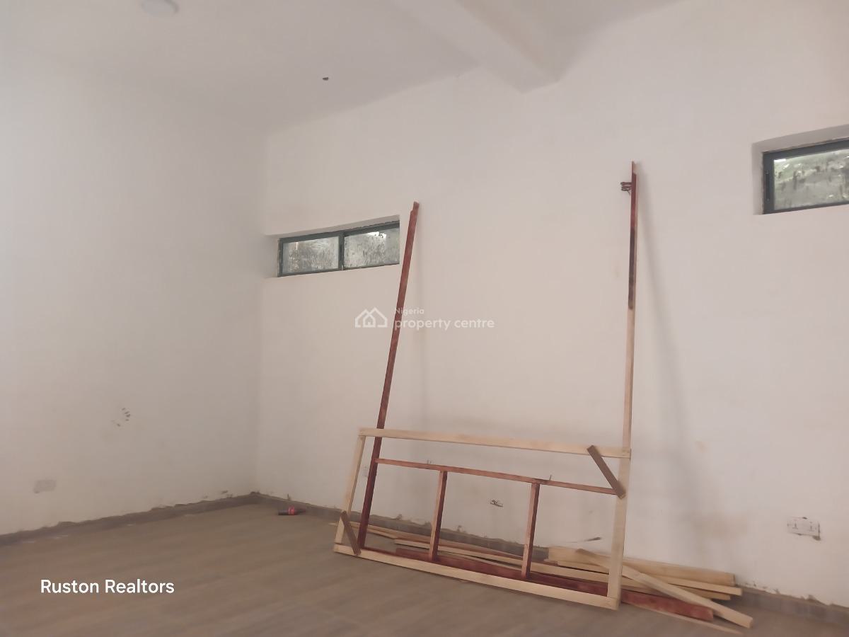 Newly Built Commercial Spaces, Dugbe, Ibadan, Oyo, Plaza / Complex / Mall for Rent