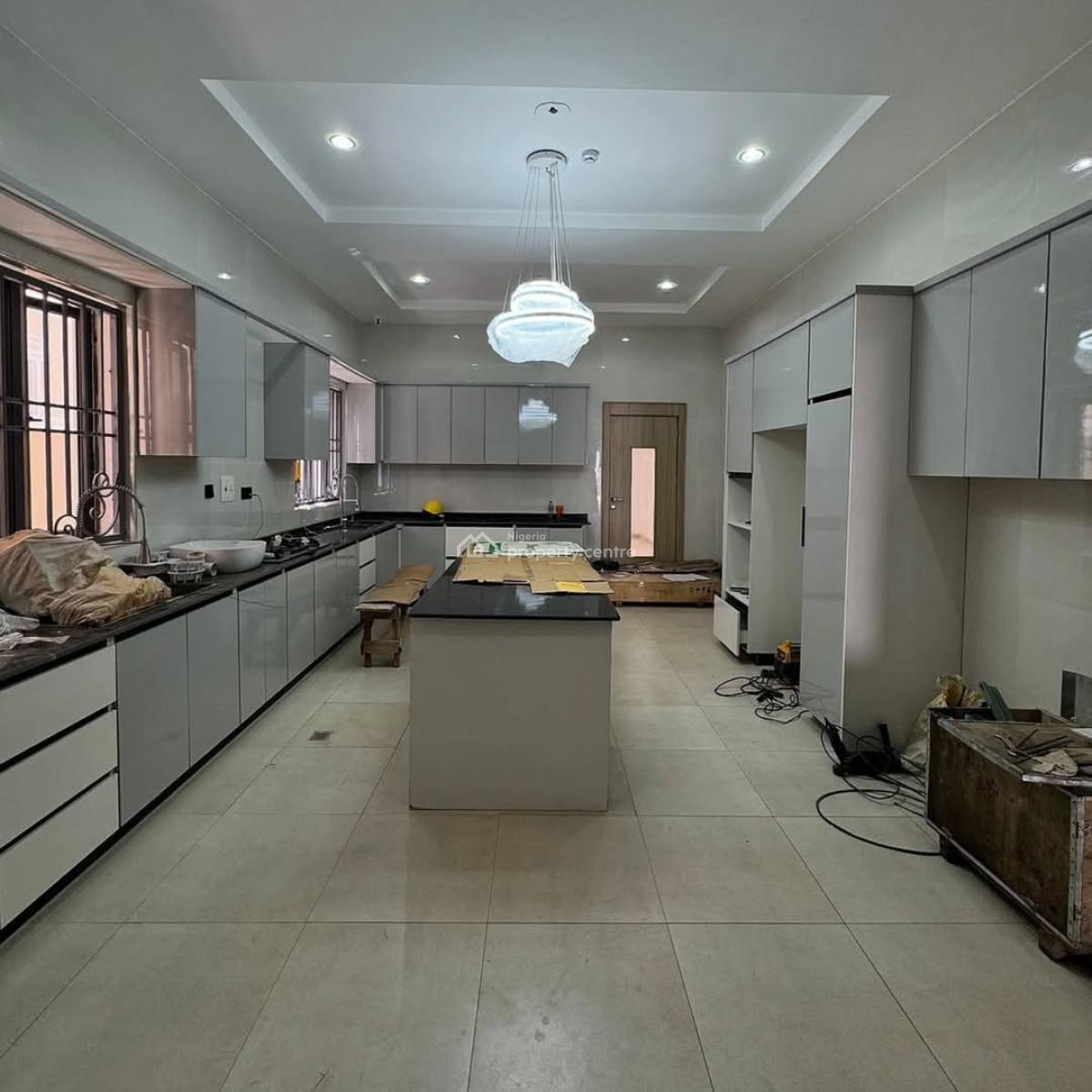 Brand New 7 Bedrooms Detached Duplex with a Pool, Elevator & 2 Rooms Bq, Guzape District, Abuja, Detached Duplex for Sale
