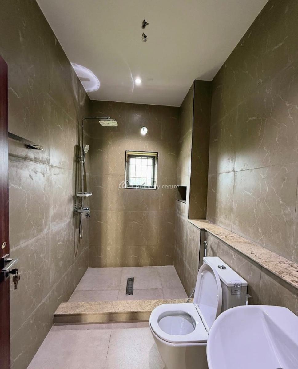 5 Bedrooms Terraced Duplex, Guzape District, Abuja, Terraced Duplex for Sale