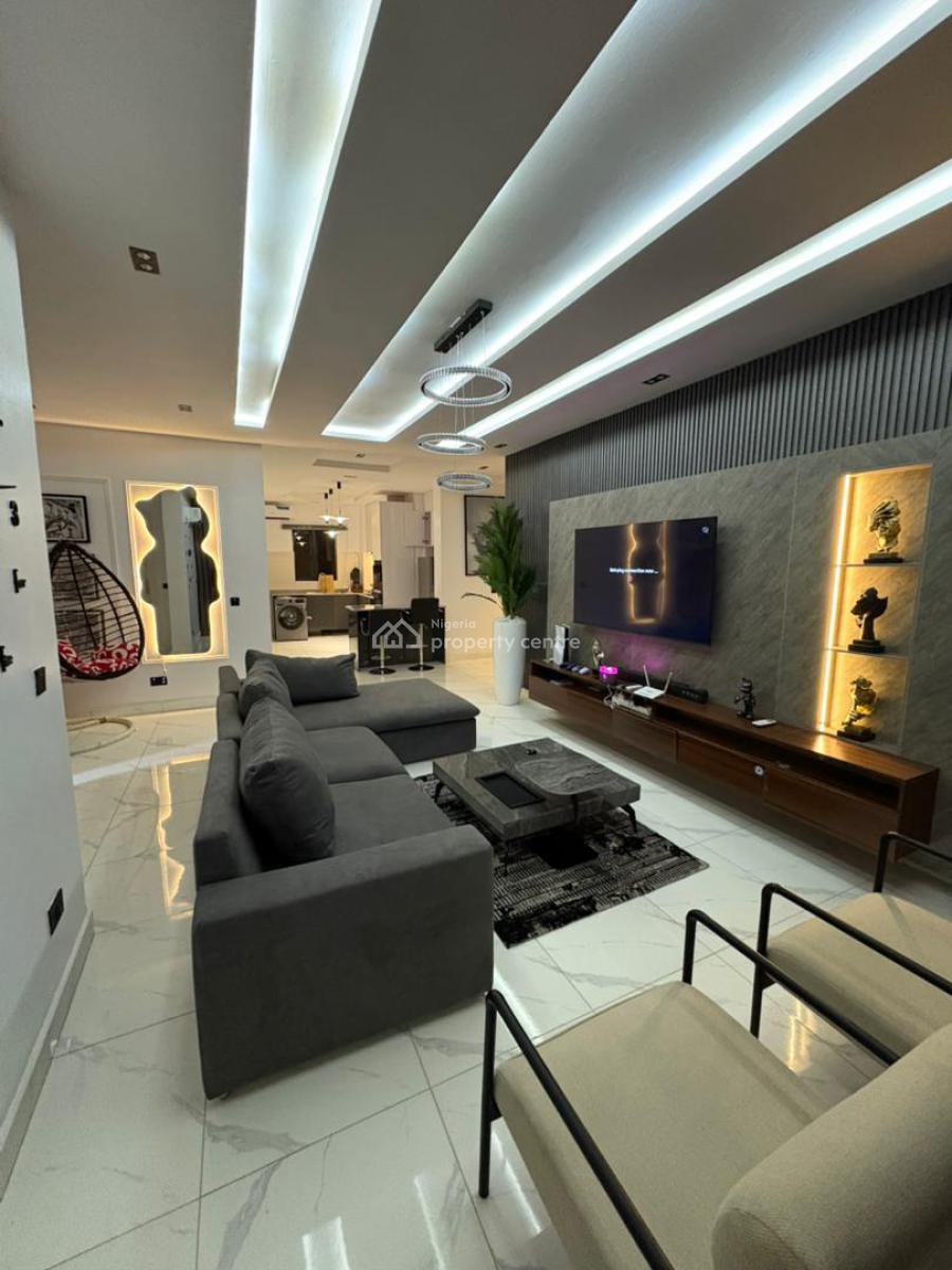 Fully Furnished 2 Bedroom Apartment with Elevator & Pool, Lekki Phase 1, Lekki, Lagos, Flat / Apartment Short Let