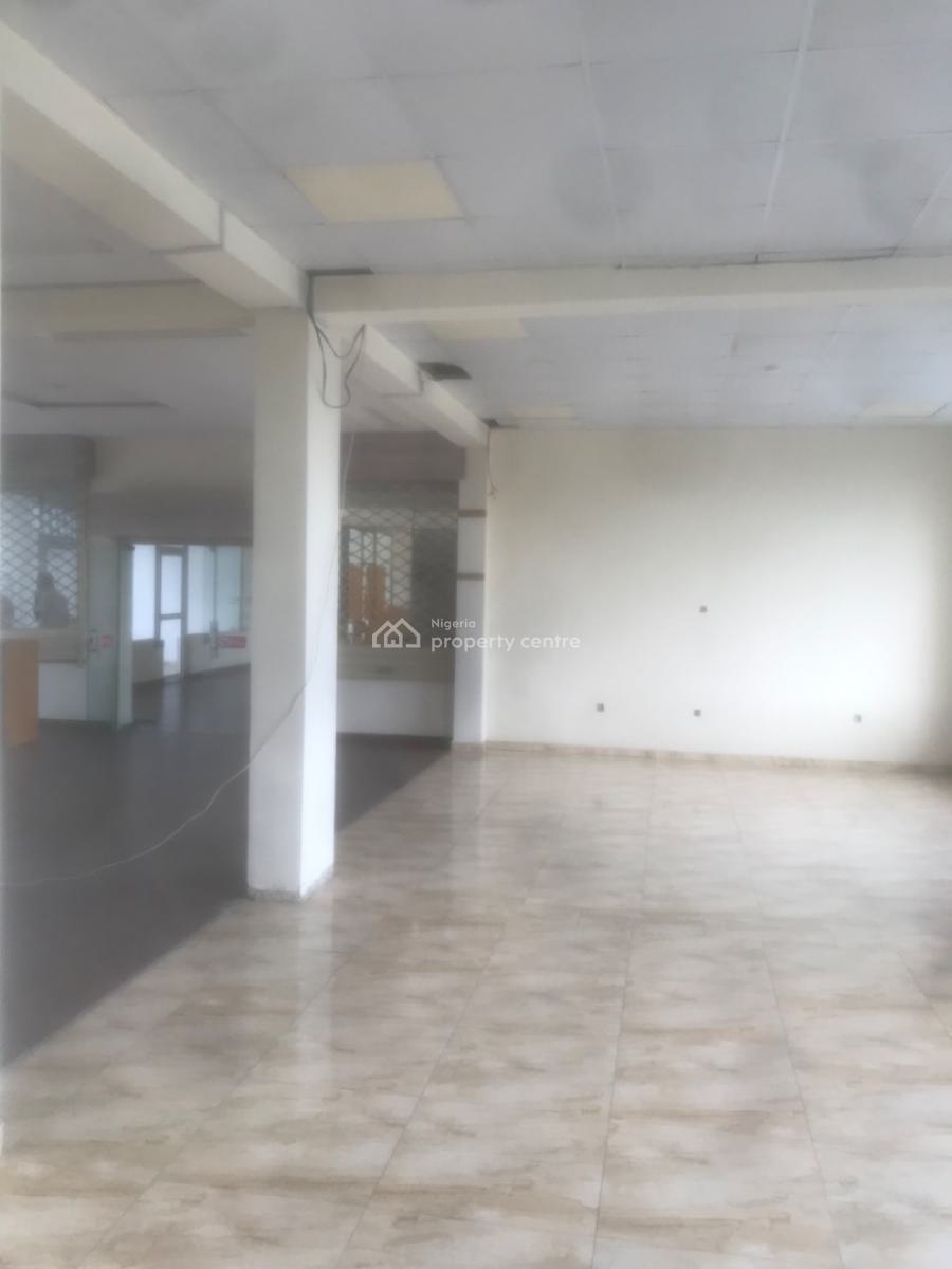 156sqm Shop/commercial Space Overlooking Two Roads, Lekki Phase 1, Lekki, Lagos, Commercial Property for Rent