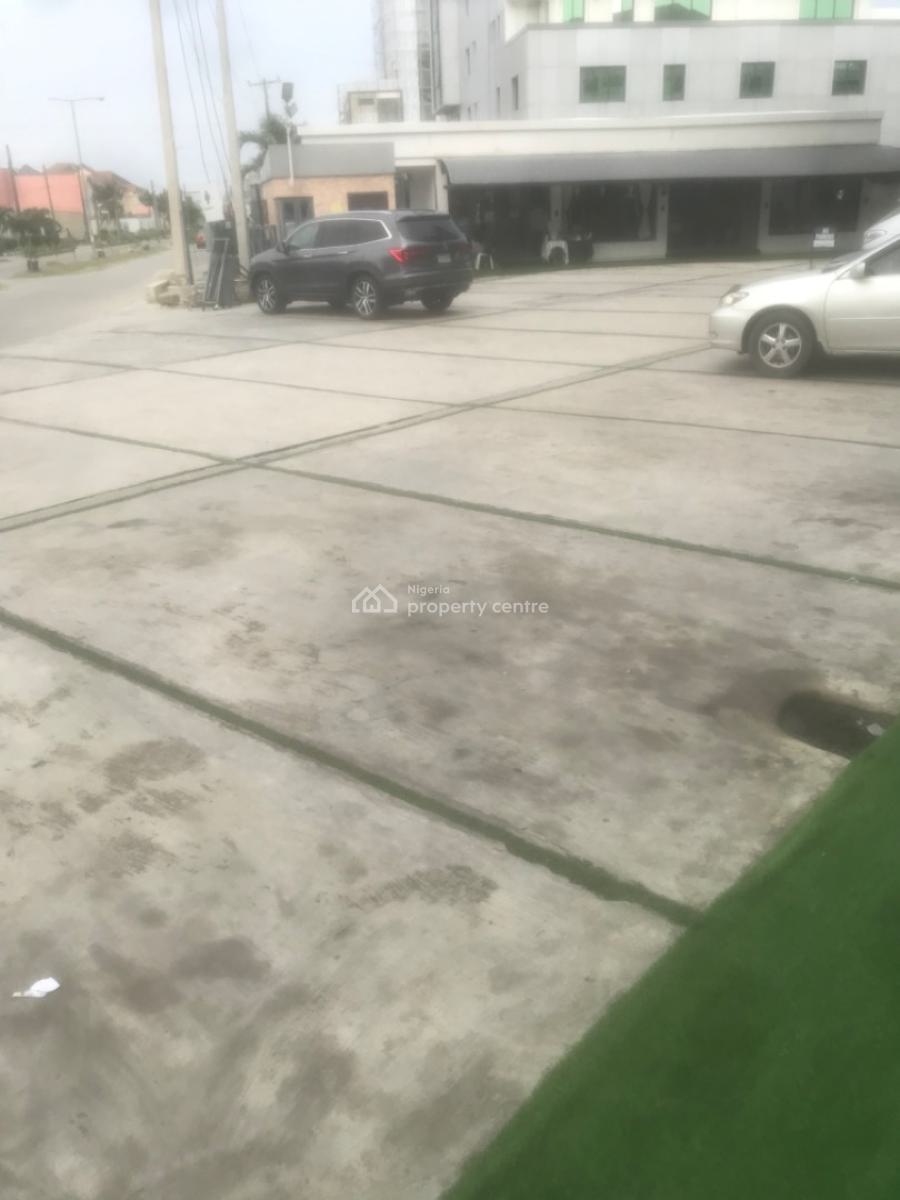 156sqm Shop/commercial Space Overlooking Two Roads, Lekki Phase 1, Lekki, Lagos, Commercial Property for Rent